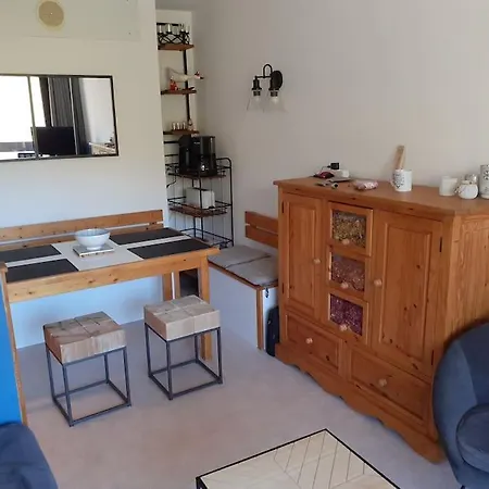 Pegase 18 08 Etage Eleve Balcon Sud Vue Pistes *