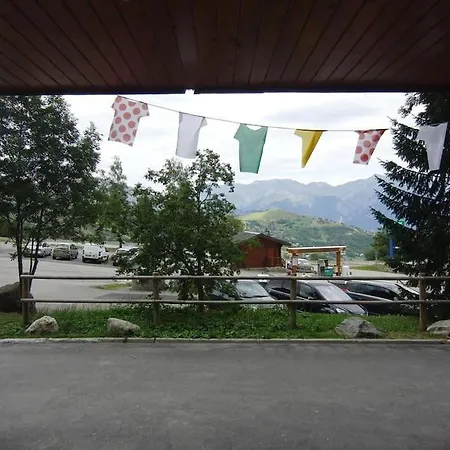 Pegase 18 08 Etage Eleve Balcon Sud Vue Pistes